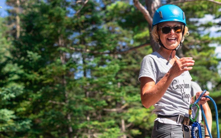 outdoor rock climbing class for adults